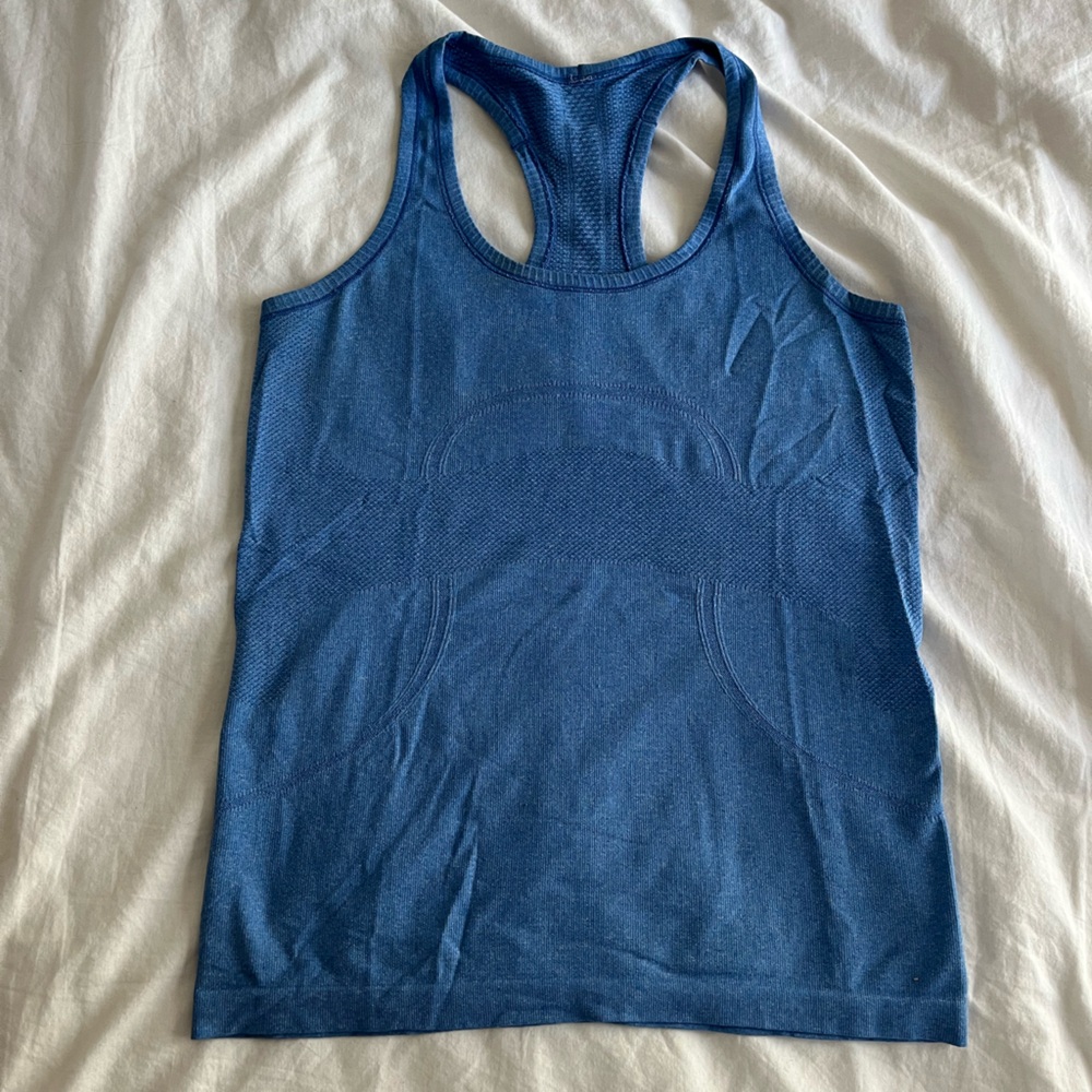 Lululemon swiftly tech
